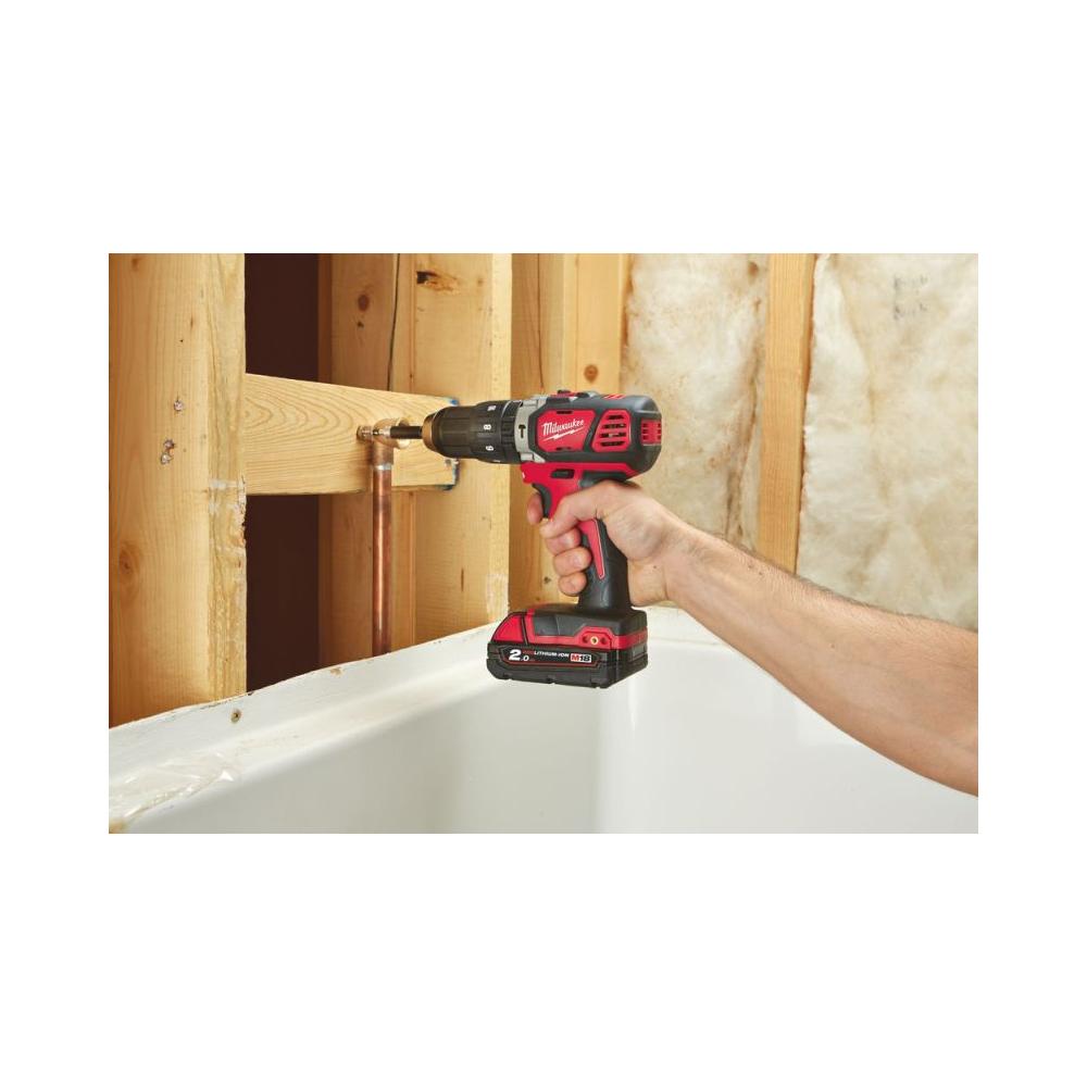 Milwaukee Cordless Impact Drill Machine 13mm Keyless Chuck 18v + 2 Battery M18BPD‐202C