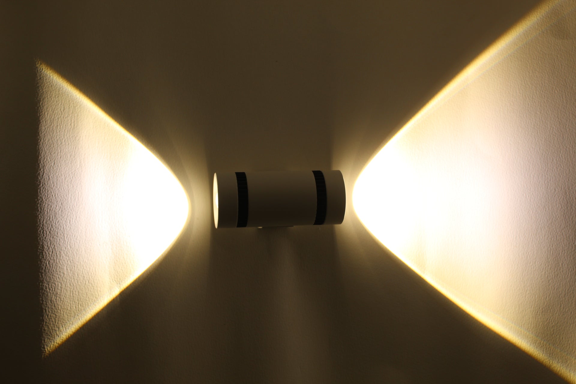 3w Modern Indoor double sided wall light 3000K