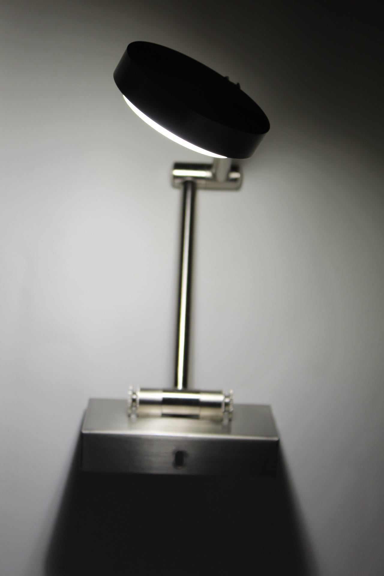 3w Swing arm bedside reading lamp 3000K