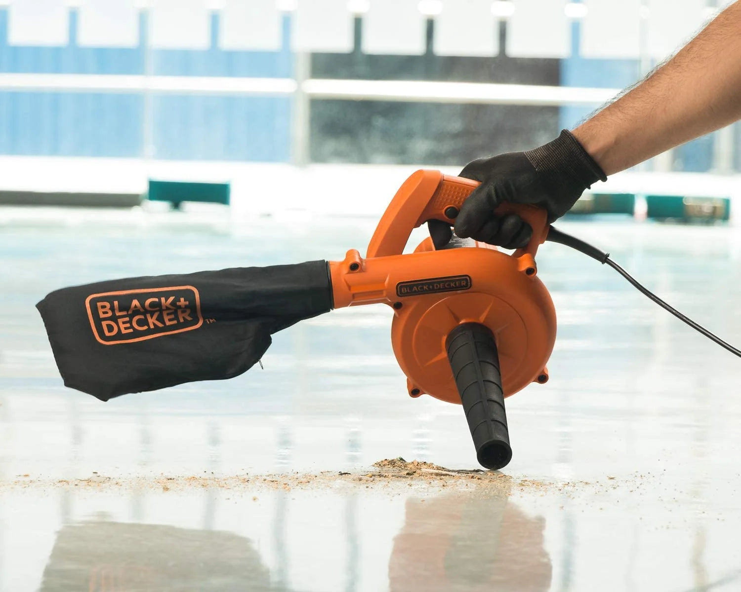 Black & Decker Dust Blower 530W